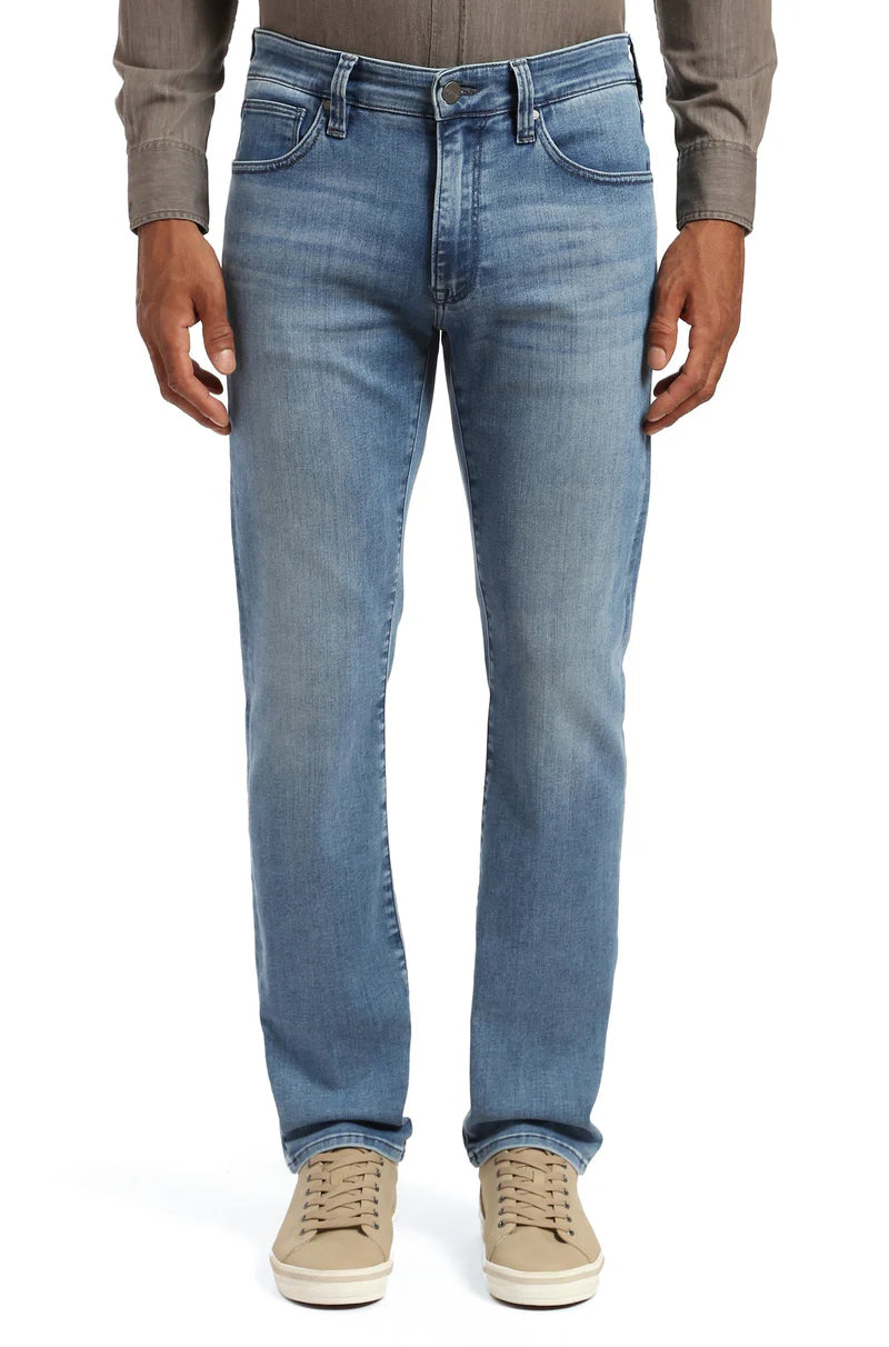 Jバリー エリタージュ 34 Heritage Jeans in Denim color – Boutique Option
