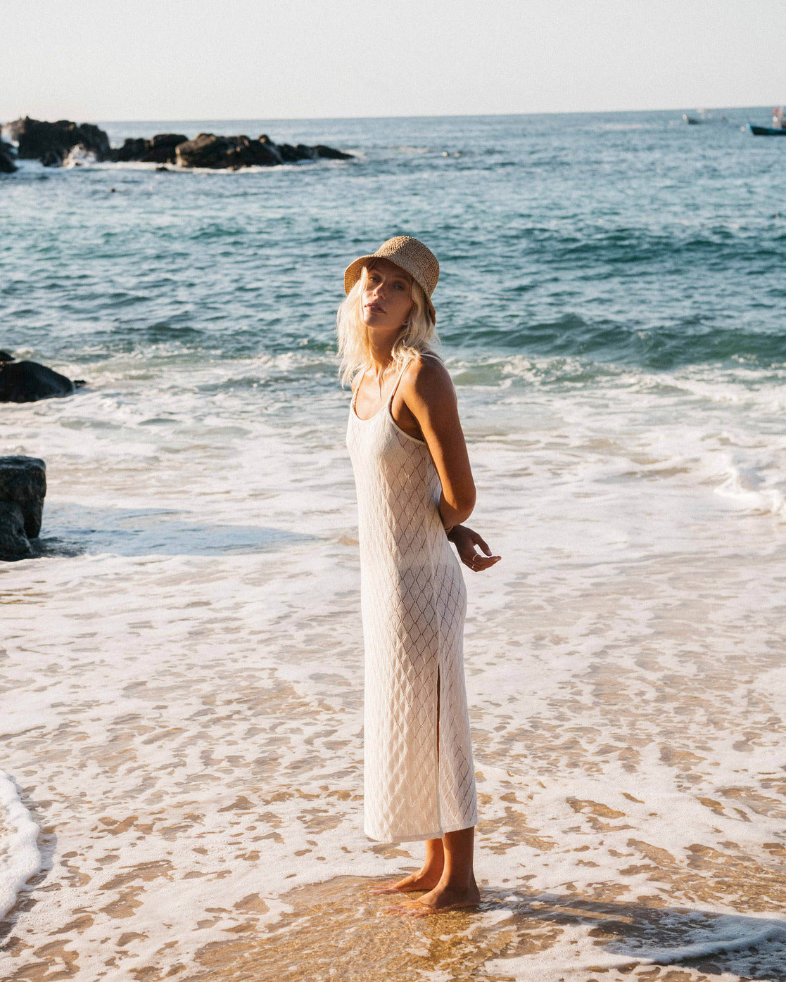 Billabong dress in White color – Boutique Option Billabong dress in White color – Boutique Option