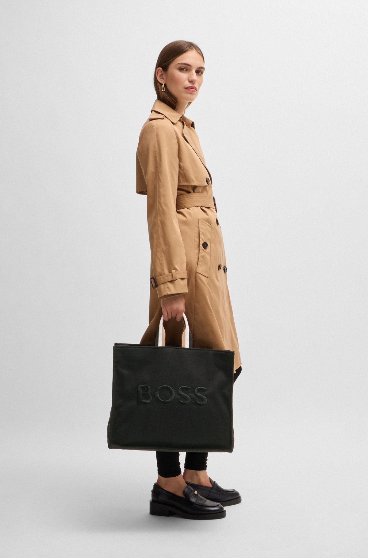 Sac Hugo Boss de couleur Noir
