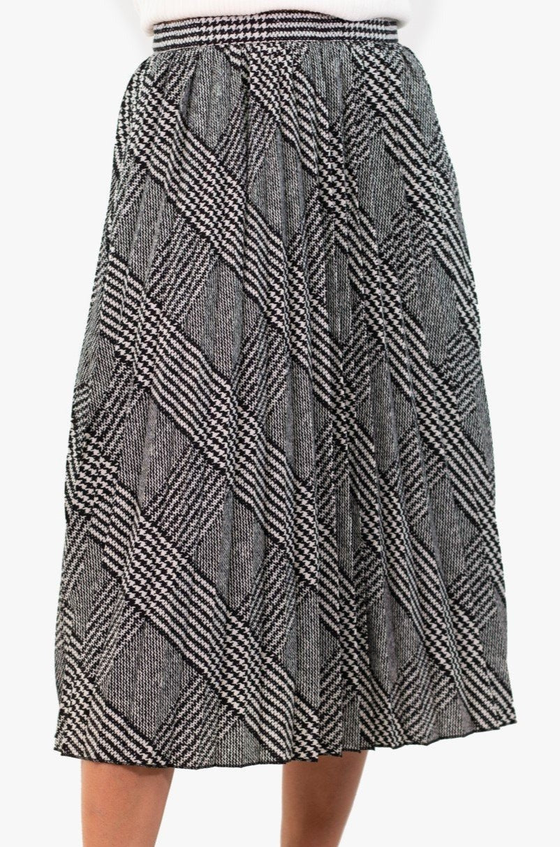 Jupe Yest De Couleur Noir/blanc (Yest-000291) Femme