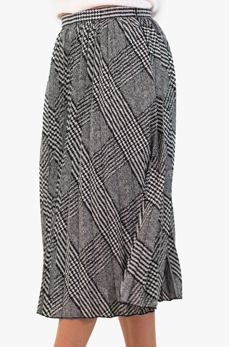 Jupe Yest De Couleur Noir/blanc (Yest-000291) Femme