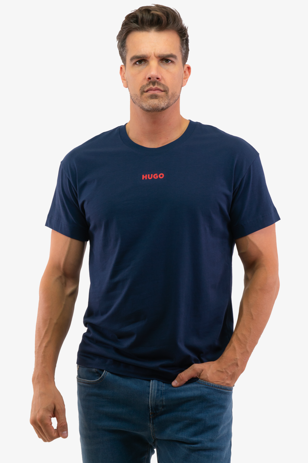 T-Shirt Hugo Boss de couleur Marine