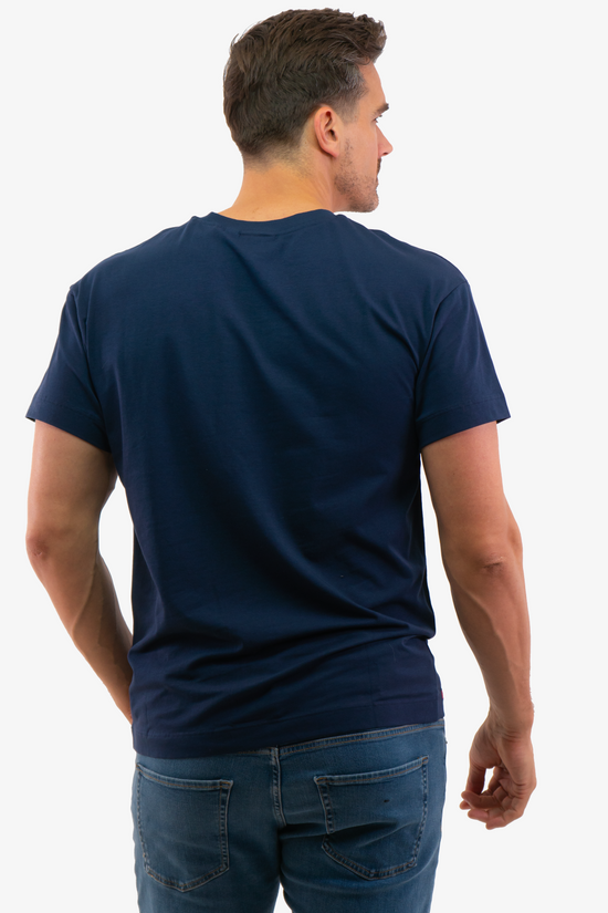 T-Shirt Hugo Boss de couleur Marine