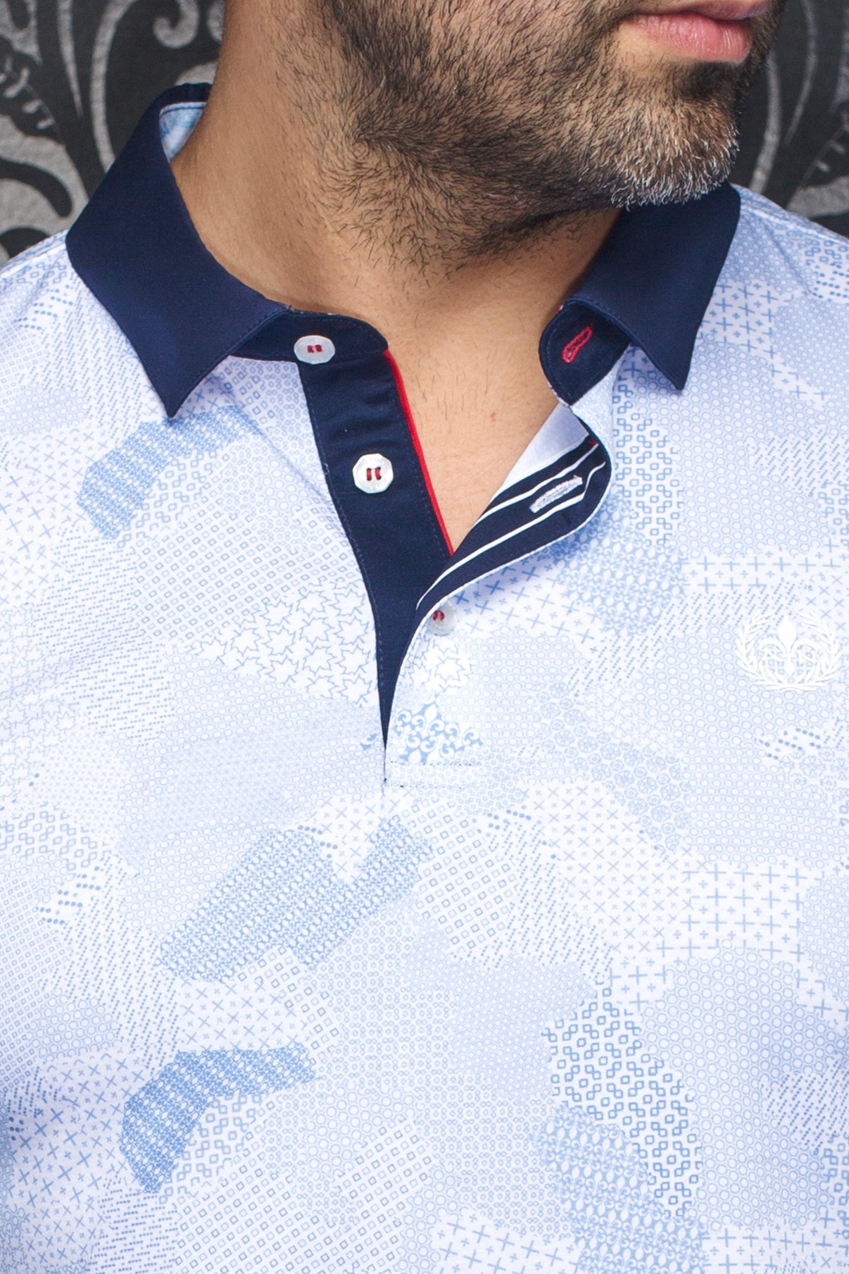 Polo Manche Longue Au Noir de couleur Blanc/Bleu