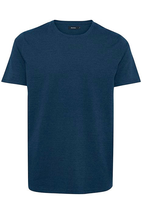 T-Shirt Matinique de couleur Marine