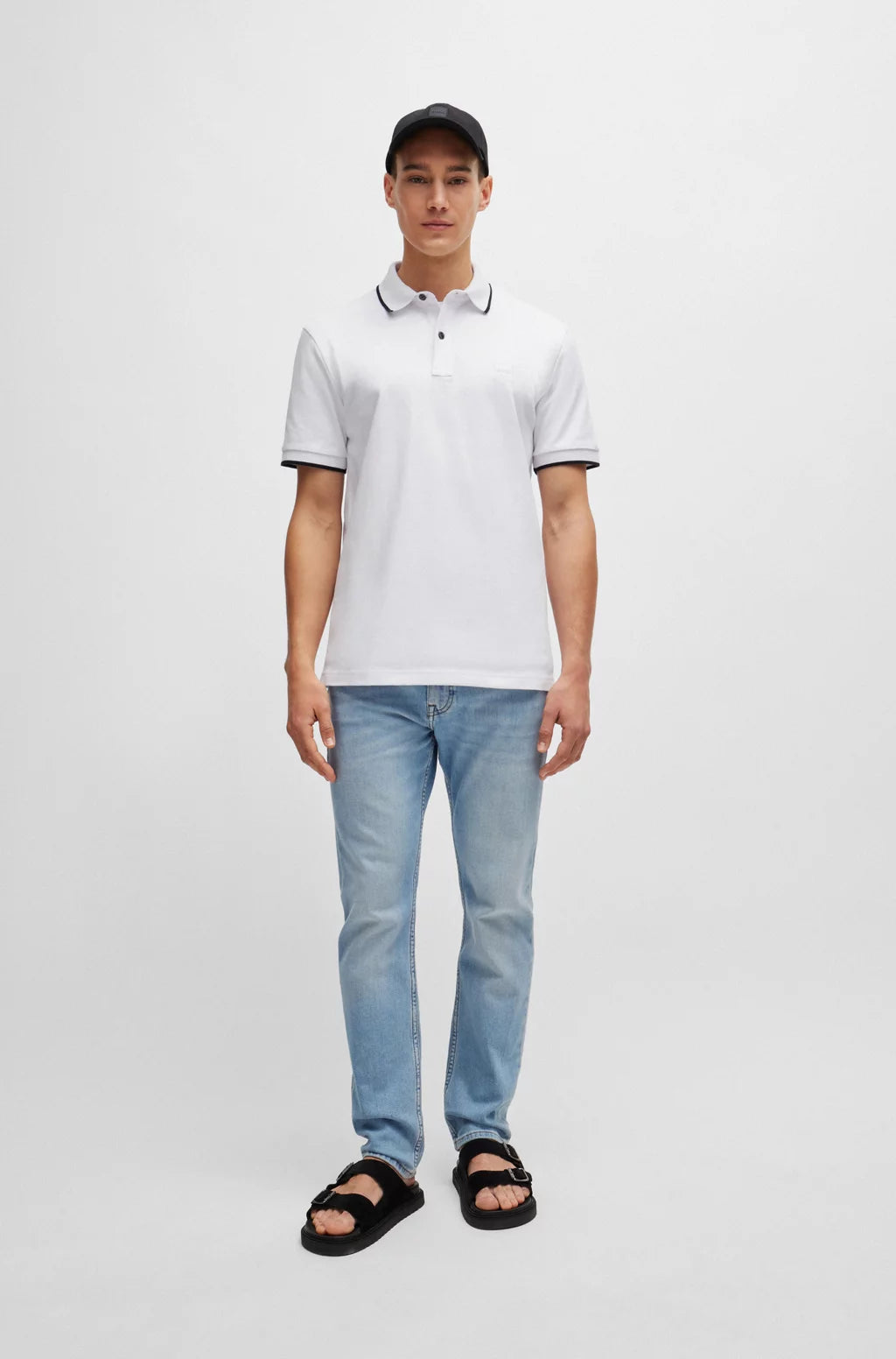 Load image into Gallery viewer, Polo Passertip Hugo Boss de couleur Blanc
