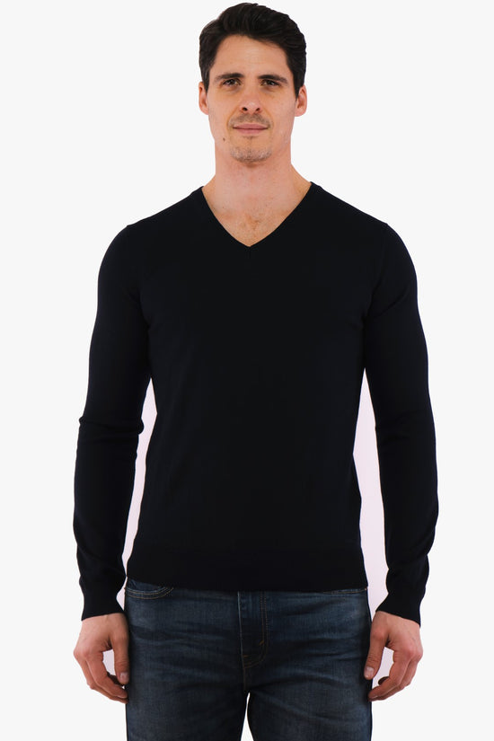 Hugo Boss sweater in Navy color