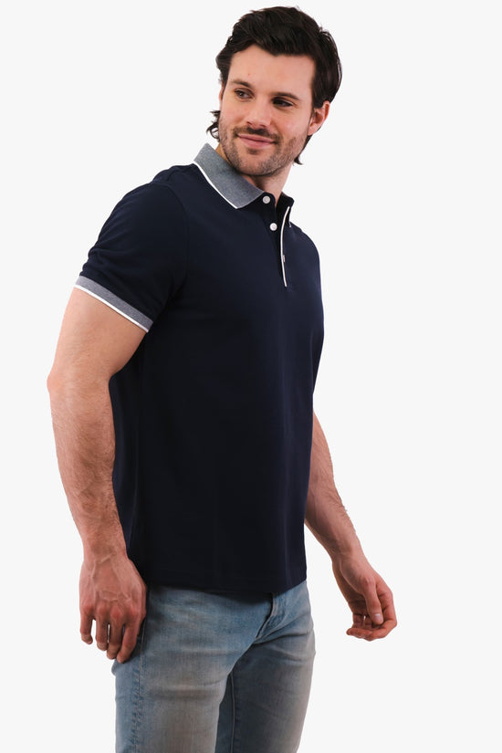 Polo Michael Kors de couleur Marine