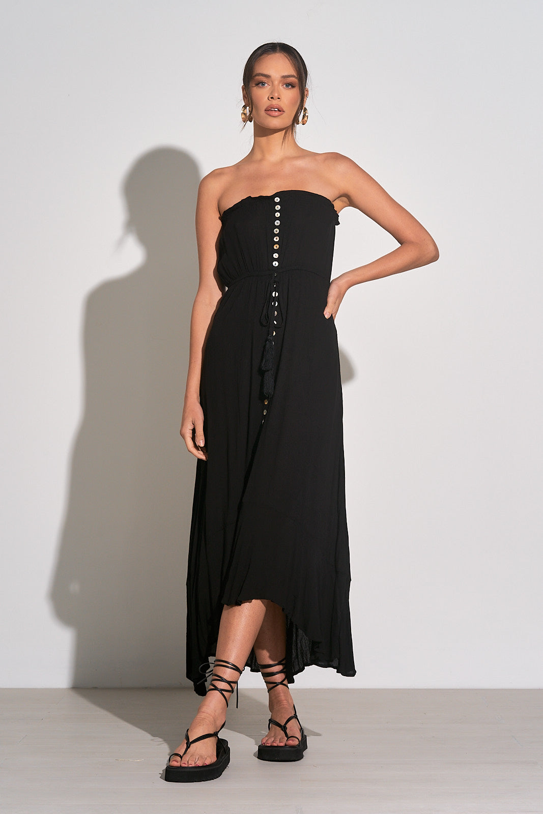 Robe Elan de couleur Noir