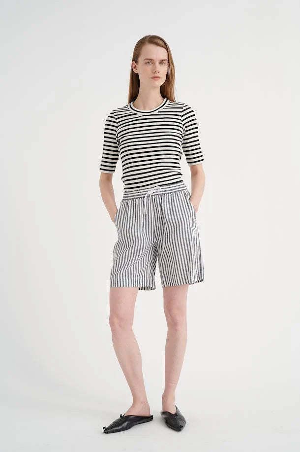 Short Inwear De Couleur Noir/blanc Femme