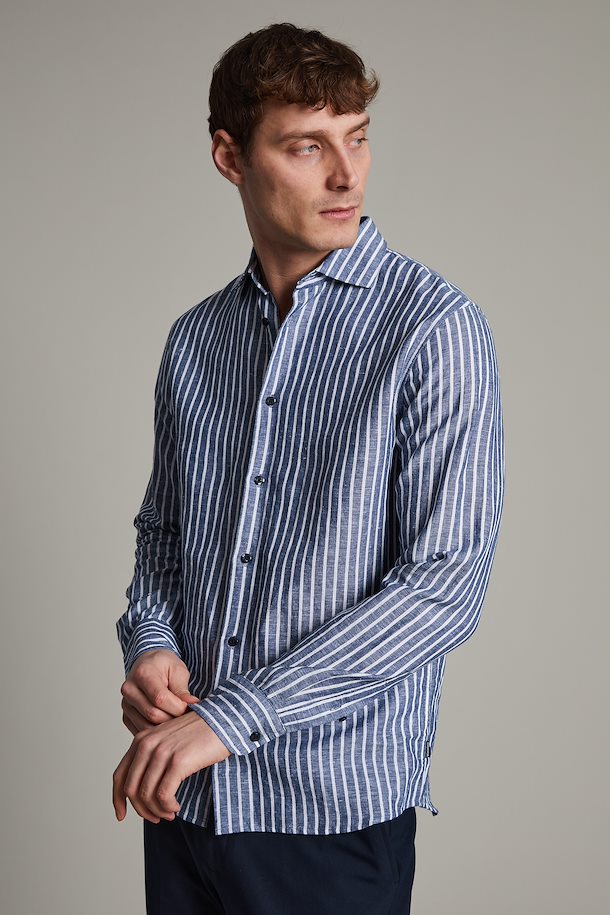 Chemise Ligné Matinique De Couleur Marine F. Homme