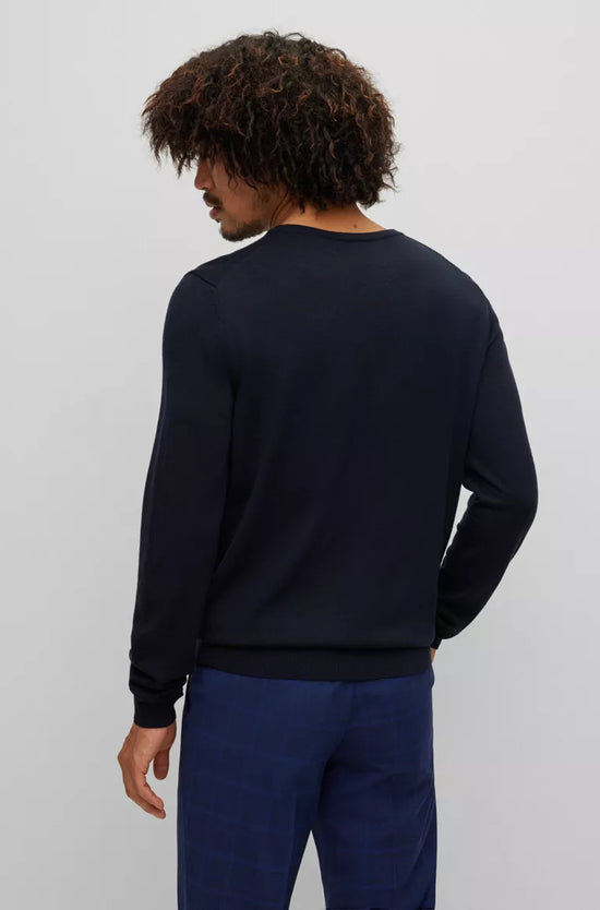 Hugo Boss sweater in Navy color