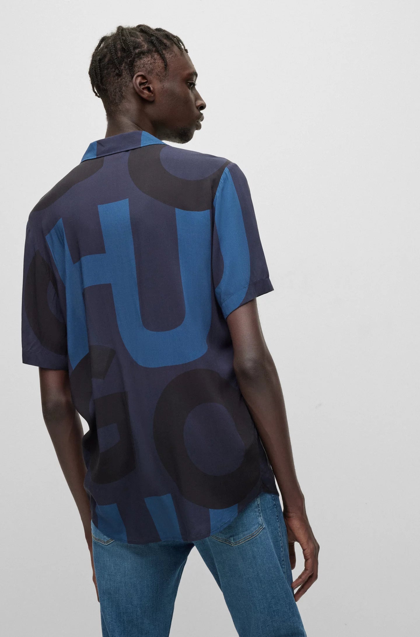 Charger l&amp;#39;image dans la galerie, Chemise Manche Courte Hugo Boss de couleur Bleu Multi
