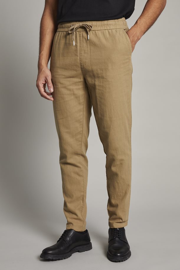 Pantalon Matinique De Couleur Caramel Homme