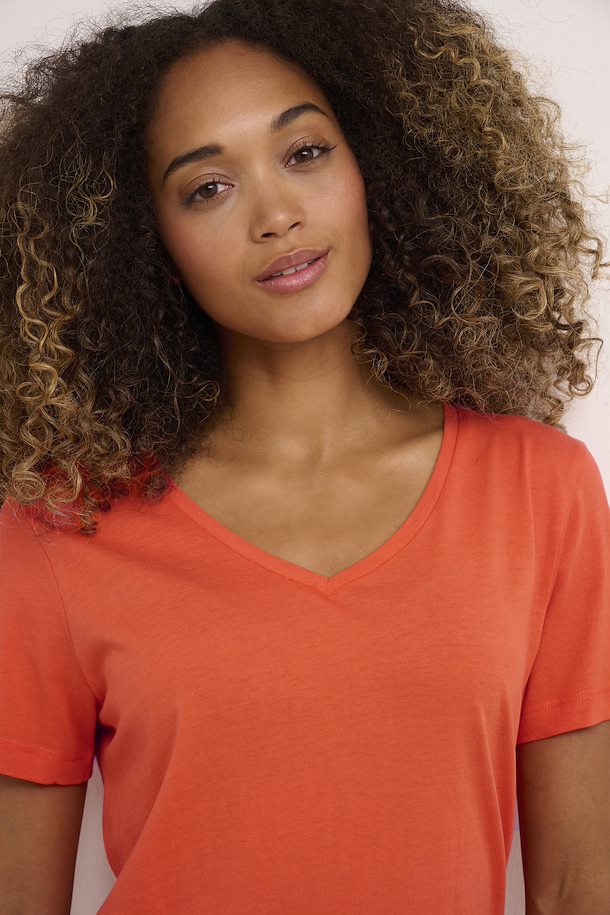 T-Shirt Naia Cream de couleur Corail